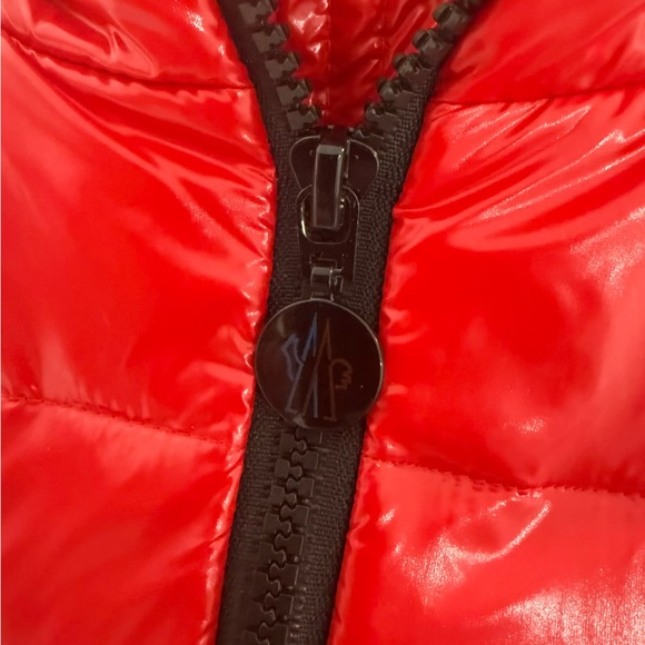 Moncler Women’s Bright Red Shiny Puffer Coat - Picture 9 of 9